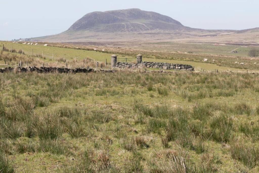 Stone Flax Mill Villa Connor Exterior photo